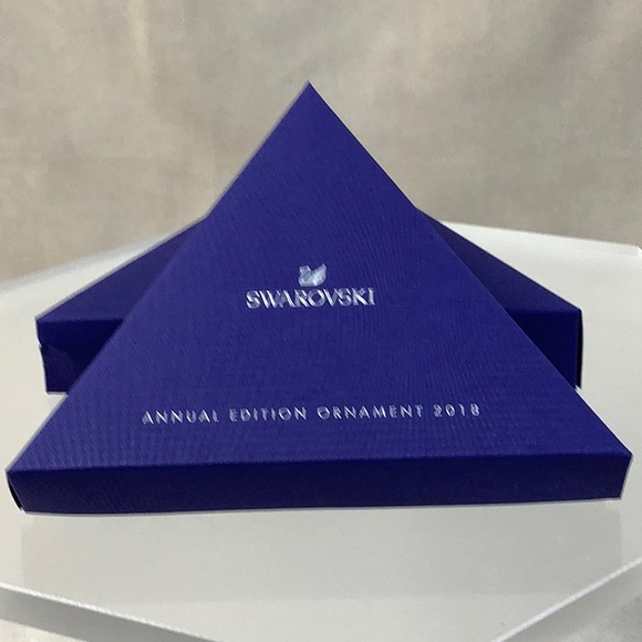 NWOT Exquisite Swarovski Crystal Annual Edition 2018 Annual Holiday Ornament - Picture 4 of 7